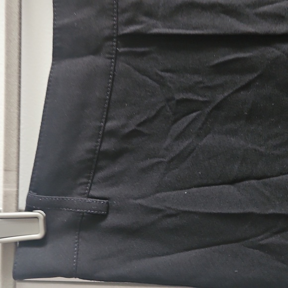 Vince Size S Pull On Black Pants With Stripe On Size - Picture 2 of 7